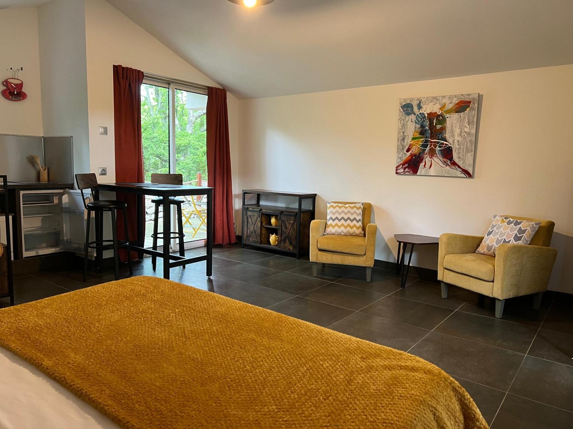 Le Mazet studio avec terrasse et spa privatif Saint Alban Auriolles Esterno foto